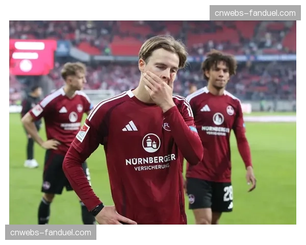 门将失误送礼，科隆在最后时刻丢球，到手的胜利变为平局